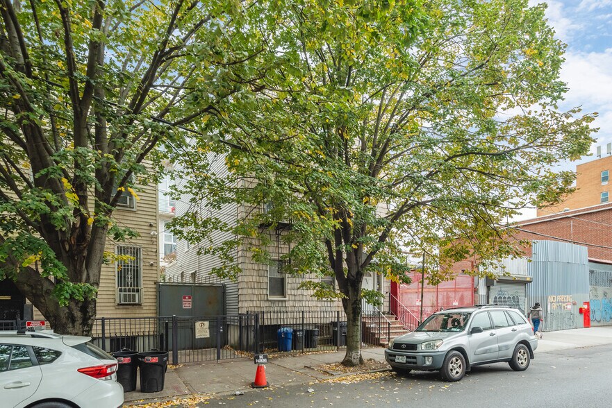 More Photos Of 252 Skillman Ave, Brooklyn Apartments For Sale