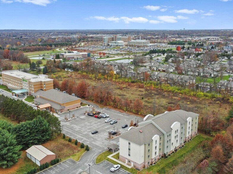 More Photos Of 1220 E Douglas Rd, Granger Hotel For Sale