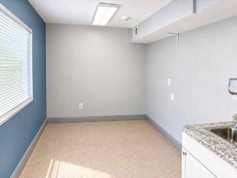 More Photos Of 10 1st St, Hackensack Medical For Sale