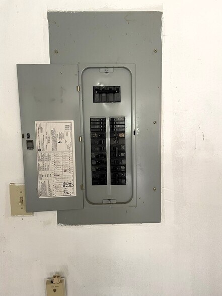 More Photos Of 2994 CR-4, Fitzpatrick Service Station For Sale