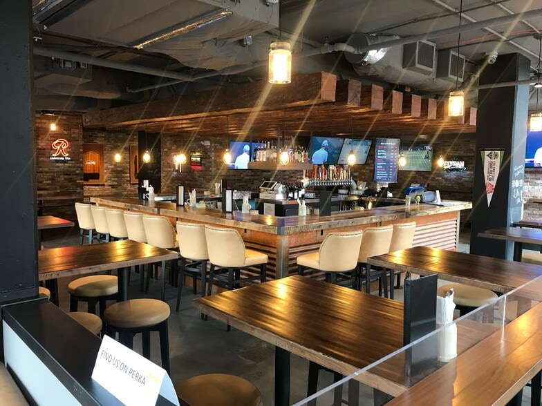 More Photos Of 4501 12th Ave NE, Seattle Hotel For Lease