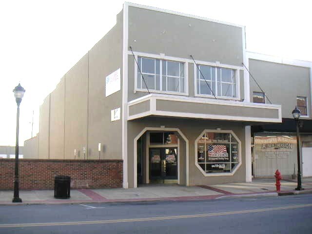 Primary Photo Of 118 Main St, Lenoir Storefront Retail Office For Lease