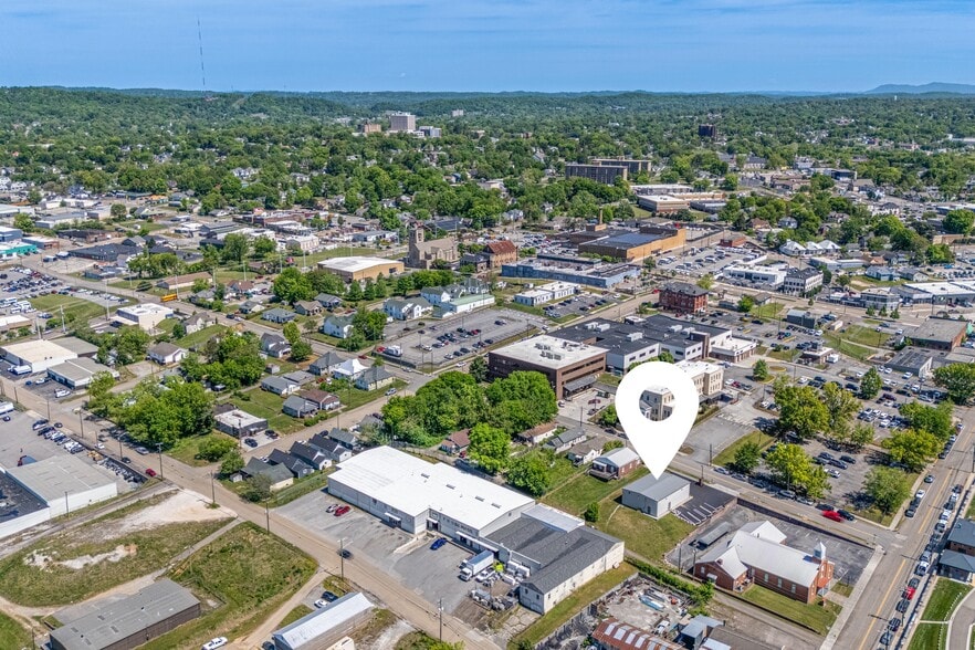 More Photos Of 967 Wray St, Knoxville Office For Sale