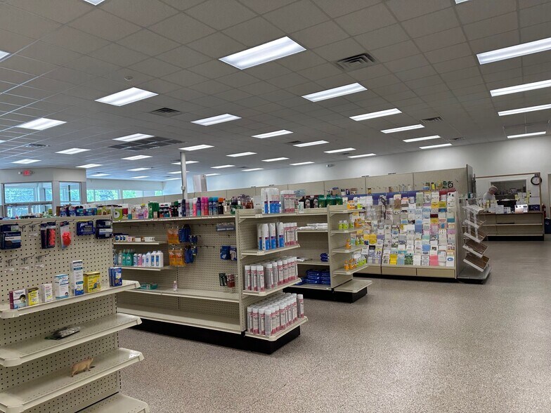 More Photos Of 309 W Nash St, Wilson Supermarket For Sale