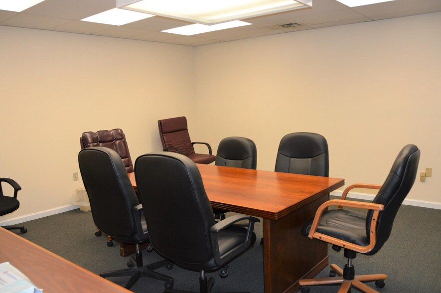 More Photos Of 91 Progress Ave, Pottsville Office For Sale