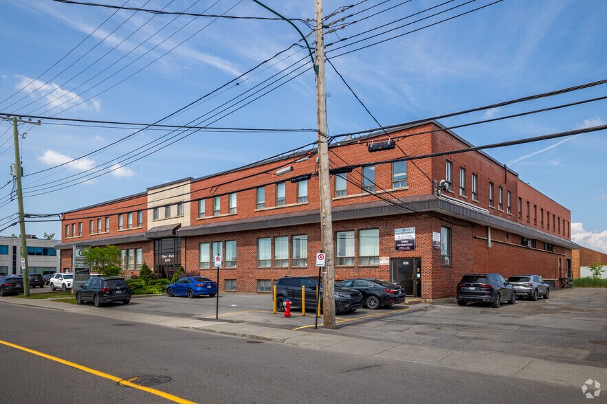 More Photos Of 5475 Rue Paré, Mont-Royal Office For Lease