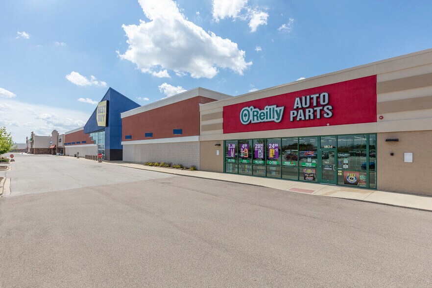 More Photos Of 1812-2100 S Randall Rd, Geneva Unknown For Lease