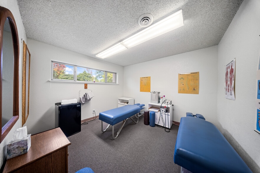 More Photos Of 800 Douglas Blvd, Roseville Medical For Sale