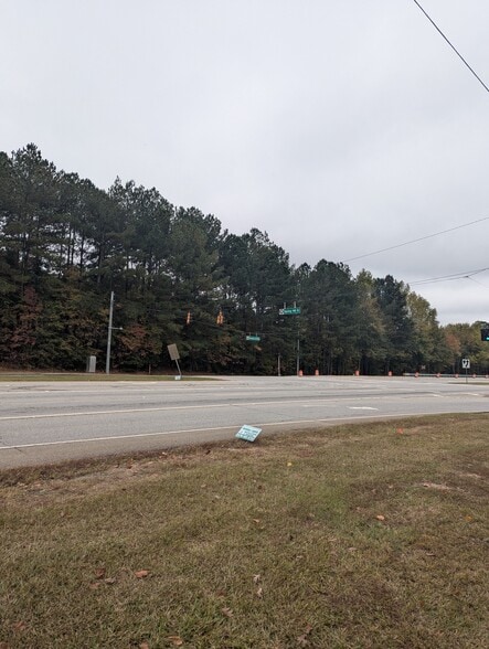 More Photos Of Peachtree Industrial Boulevard, Sugar Hill Land For Sale