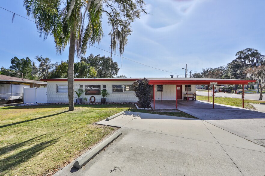 Primary Photo Of 101 Emily Ln, Brandon Office Residential For Lease