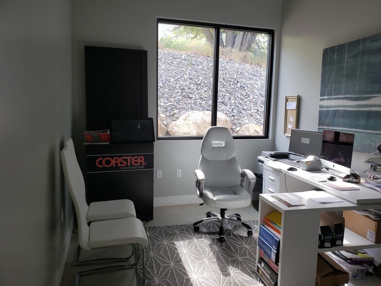 More Photos Of 1480 N Main St, Springville General Retail For Lease