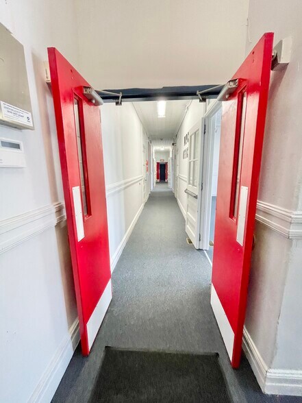 More Photos Of 214-228 Msgr Kemezis Pl, Elizabeth Schools For Sale