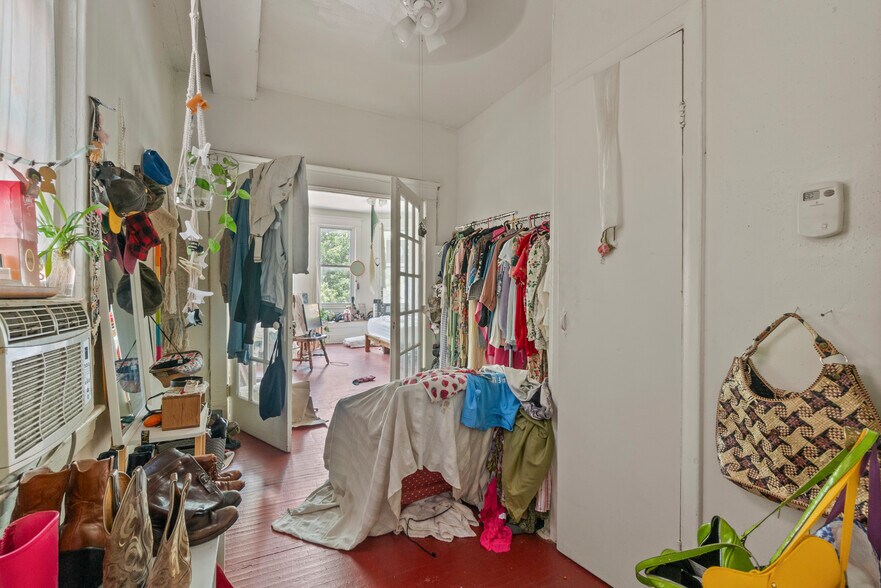 More Photos Of 103 W 29th St, Baltimore Apartments For Sale