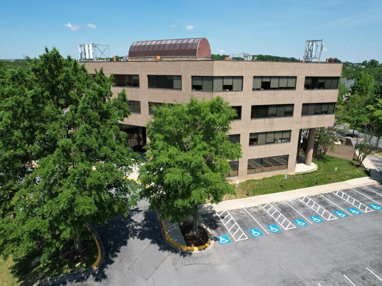 More Photos Of 7350 Van Dusen Rd, Laurel Medical For Sale