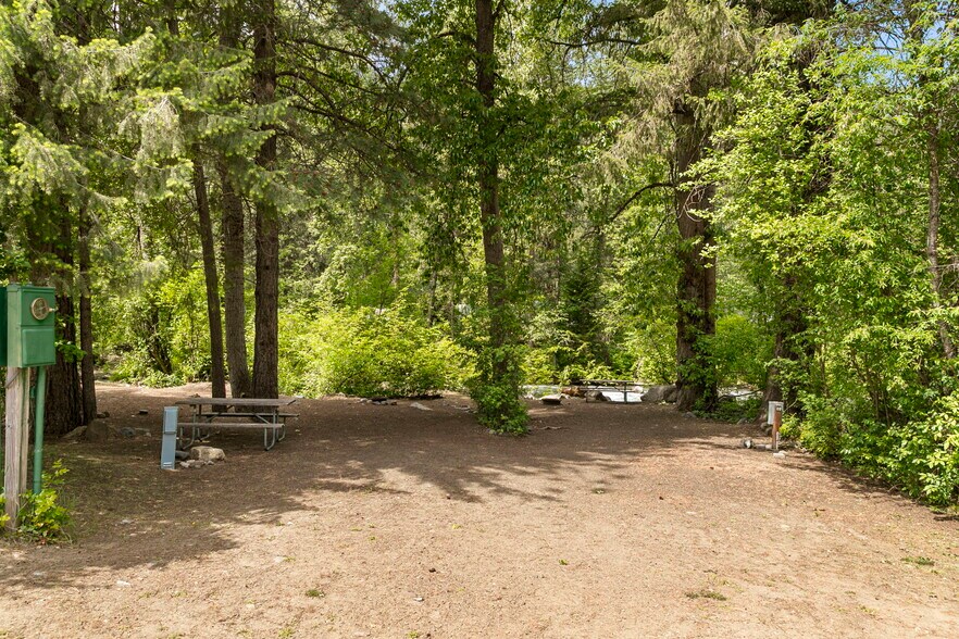 More Photos Of 3300 US Highway 97, Peshastin Specialty For Sale