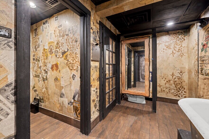 More Photos Of , Tampa General Retail For Sale