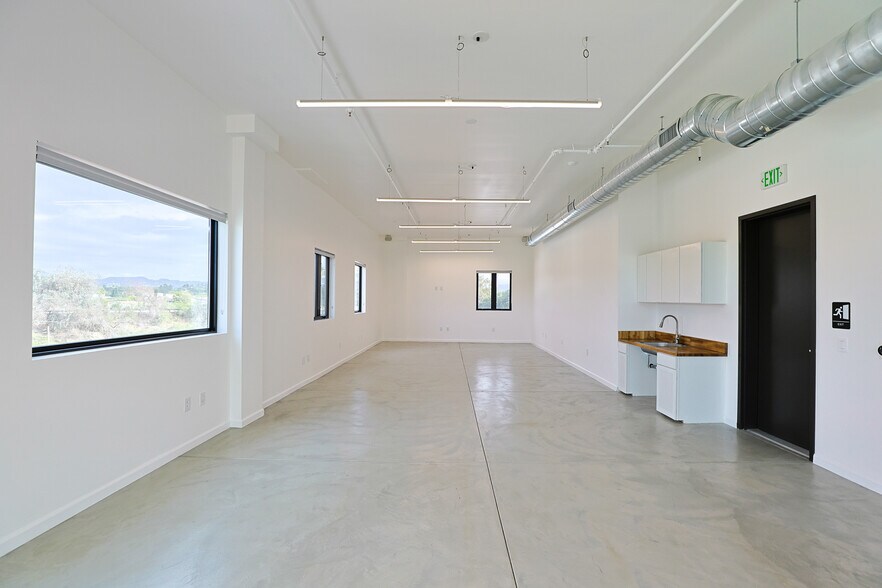 More Photos Of 9005-9009 Exposition Blvd, Los Angeles Loft Creative Space For Lease