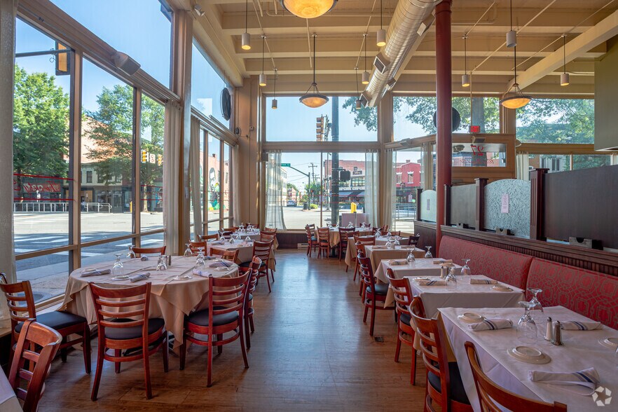 More Photos Of 23 W Broad St, Richmond Office For Sale