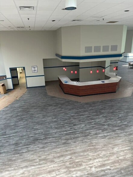 More Photos Of 3100 W 2nd St, Owensboro Healthcare For Lease
