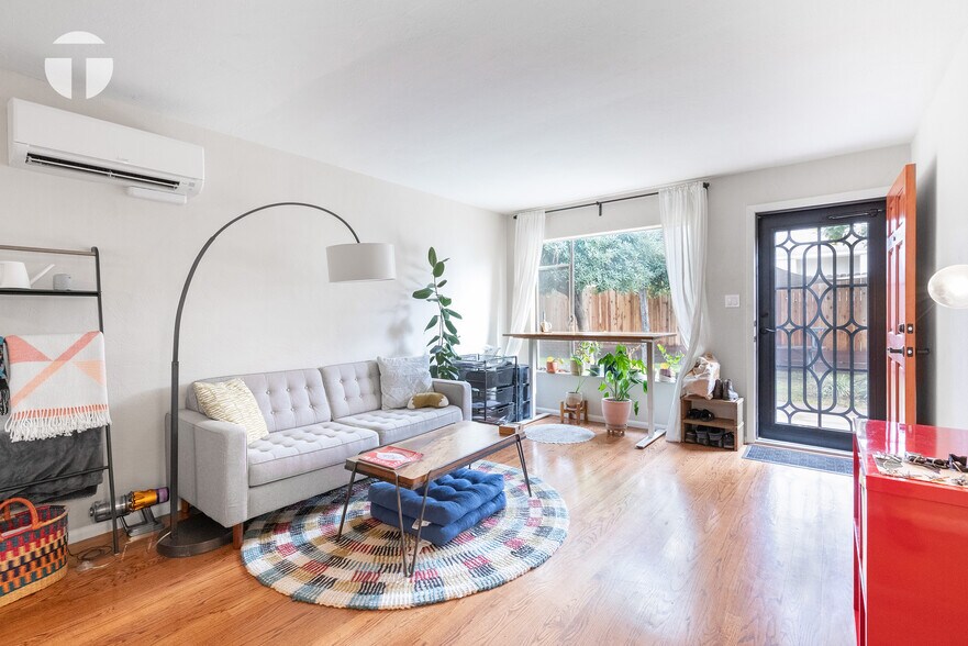 More Photos Of 2016 U St, Sacramento Apartments For Sale