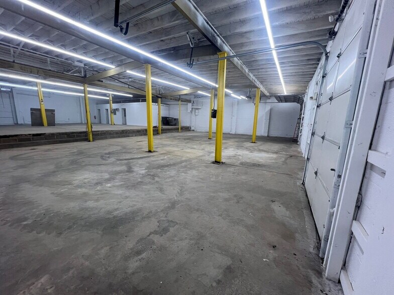 More Photos Of 500 Pine St, Holmes Unknown For Lease