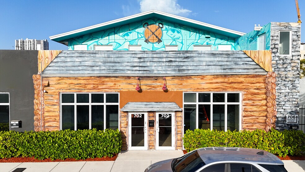 More Photos Of 702-706 NE 1st Ave, Fort Lauderdale Restaurant For Sale