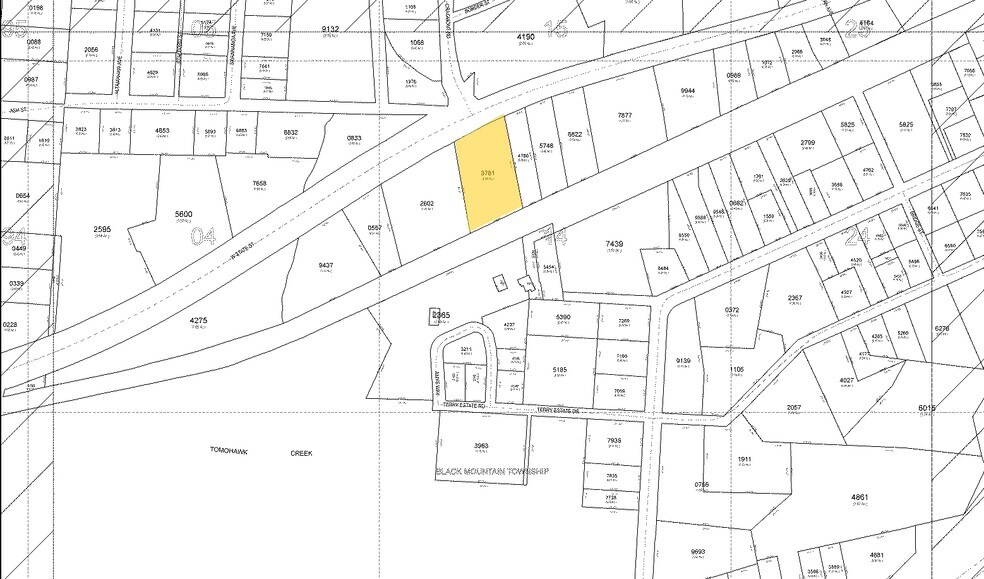 More Photos Of 425 W State St, Black Mountain Drugstore For Sale