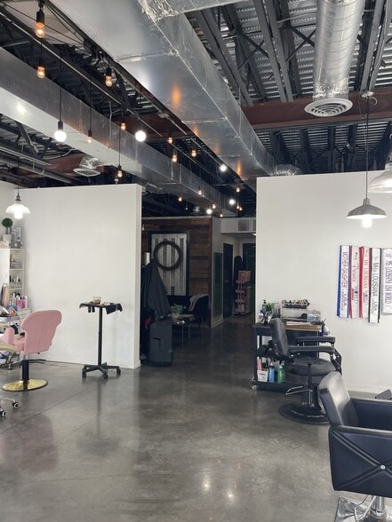 More Photos Of 3617 Perkins Rd, Baton Rouge Storefront For Lease