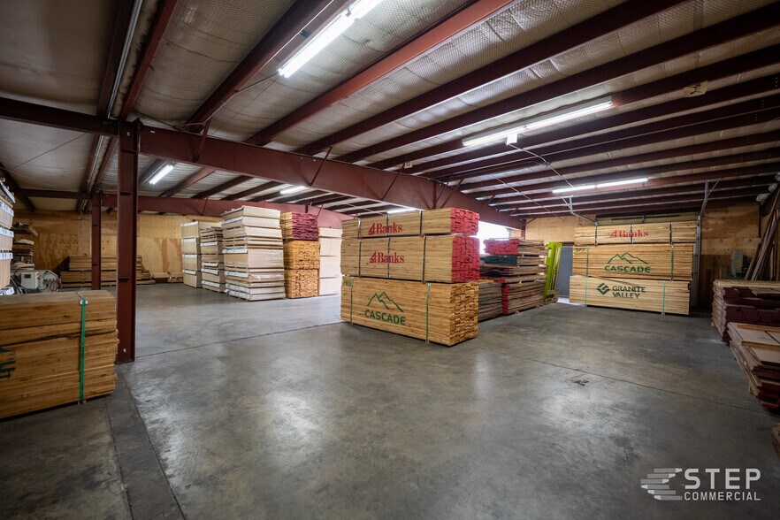 More Photos Of 425 15th St, Greeley Showroom For Sale