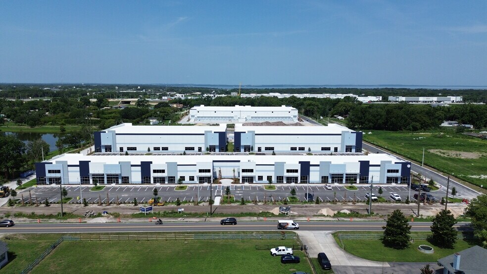 More Photos Of 409 Ocoee Apopka Rd, Ocoee Unknown For Lease