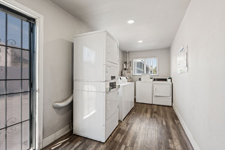 More Photos Of 2017 Winery Ave, Fresno Apartments For Sale