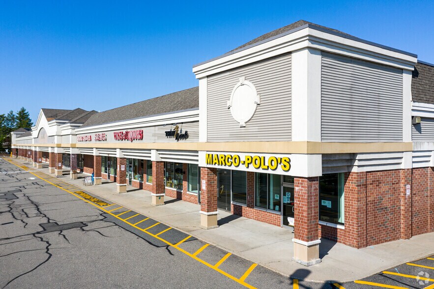 Primary Photo Of 500-520 Chestnut Ridge Rd, Woodcliff Lake Storefront For Lease