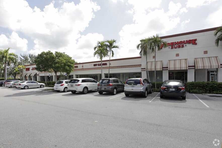 More Photos Of 100 Weston Rd, Weston Unknown For Lease