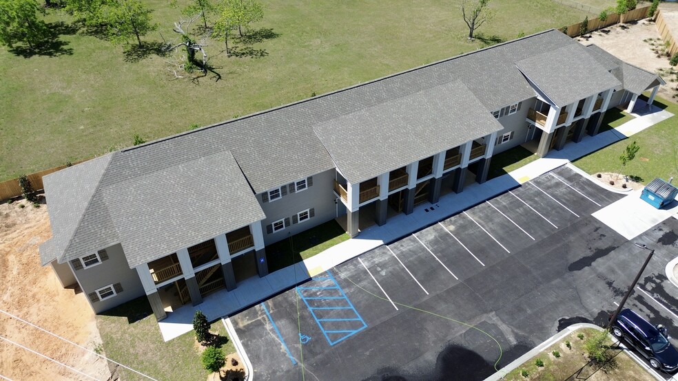 More Photos Of 1604 Lankford Dr, Valdosta Apartments For Sale