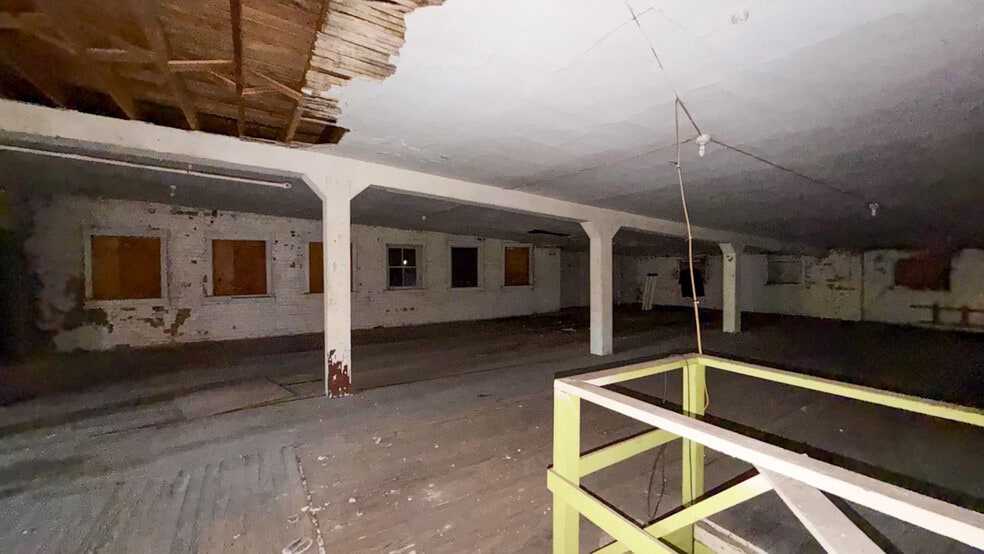 More Photos Of 24 E University Ave, Cincinnati Apartments For Sale