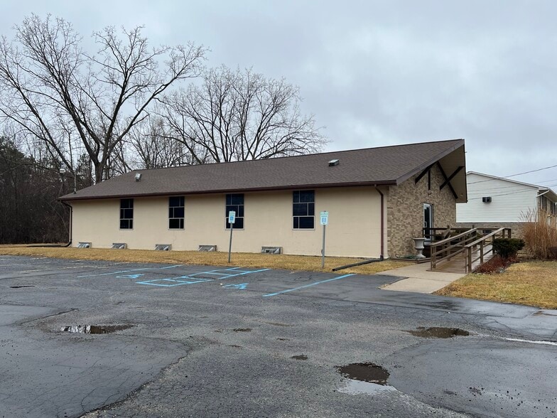 More Photos Of 1393 E Maple Ave, Flint Religious Facility For Sale