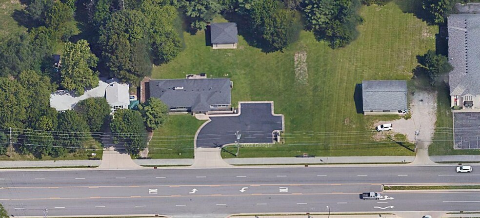More Photos Of 3830 W 96th St, Indianapolis Office For Sale