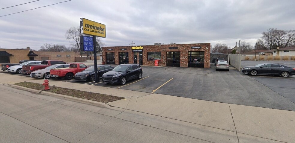 More Photos Of 6112 & 6154 W 111th St, Chicago Ridge Auto Repair For Sale
