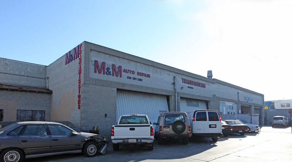 More Photos Of 7300 Van Nuys Blvd, Van Nuys Auto Repair For Lease