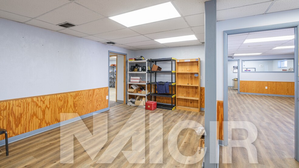 More Photos Of 807 S 27th St, Harrisburg Warehouse For Sale