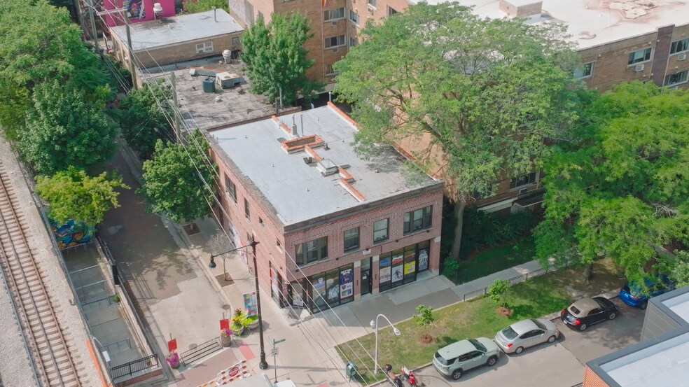 More Photos Of 1409-1411 W Lunt Ave, Chicago Storefront Retail Residential For Sale