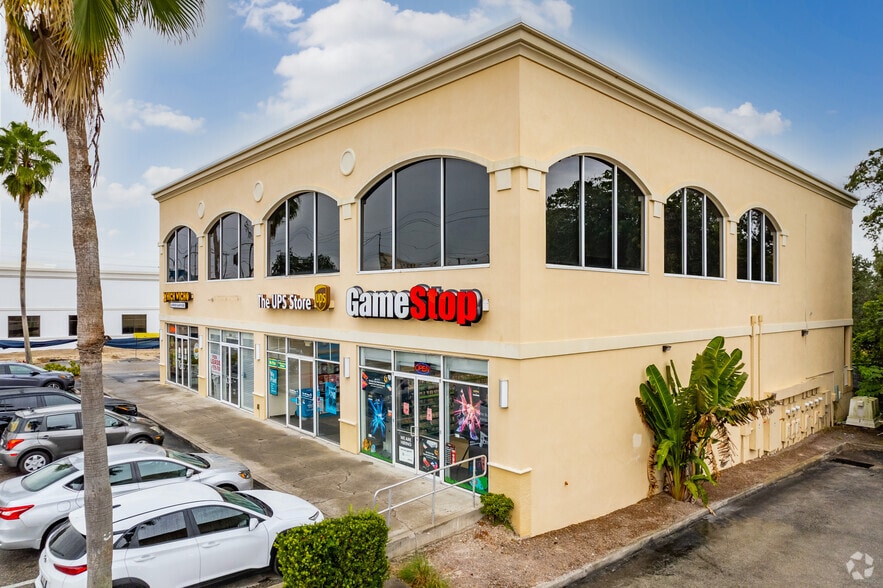 More Photos Of 5004 E Fowler Ave, Tampa Freestanding For Lease