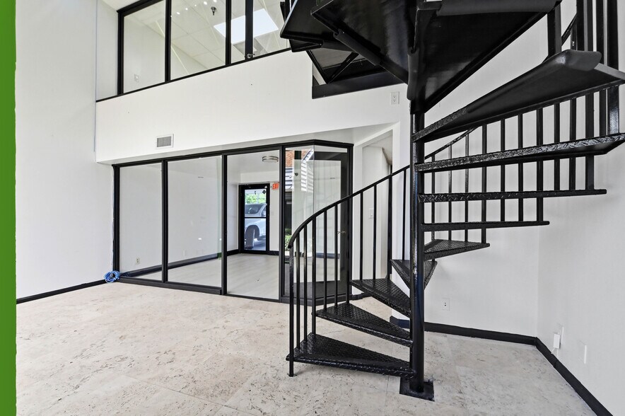 More Photos Of , Delray Beach Office For Sale