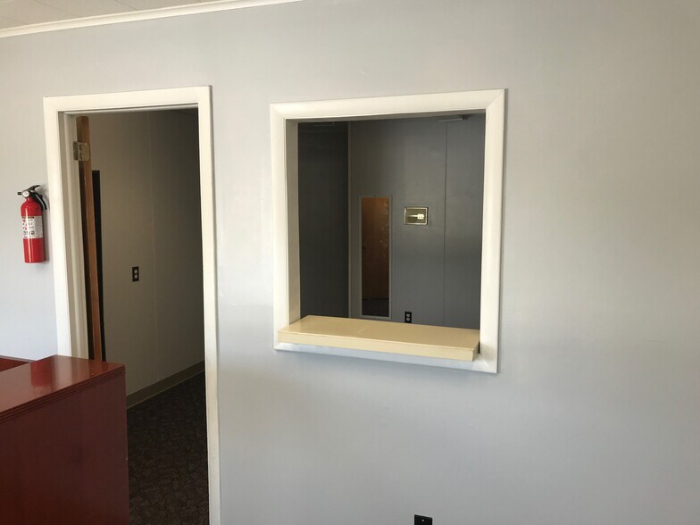 More Photos Of 1-21 Carroll Ave, Pennsville Coworking Space