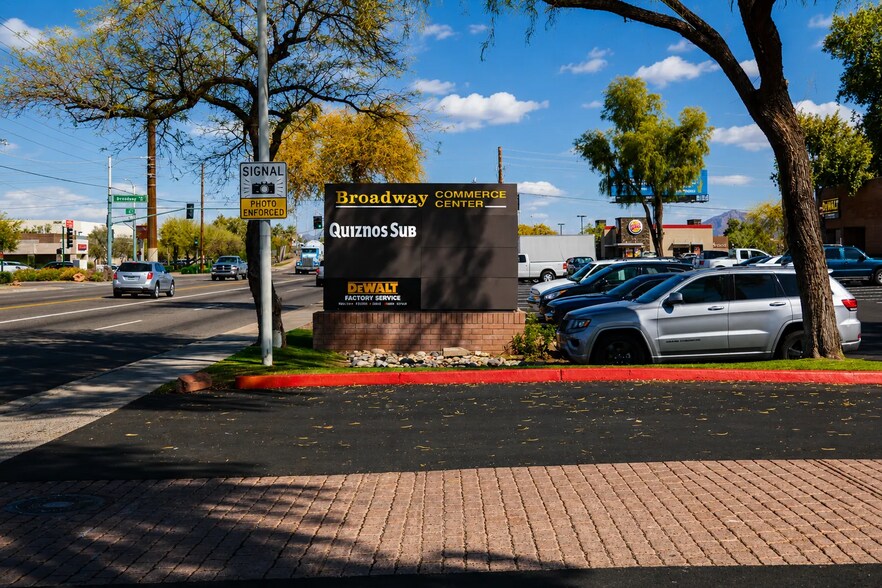 More Photos Of 4013 E Broadway Rd, Phoenix Unknown For Lease