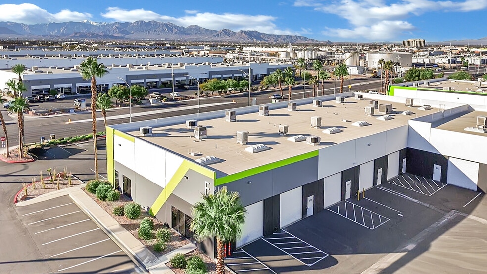 More Photos Of 6280 S Valley View Blvd, Las Vegas Distribution For Lease