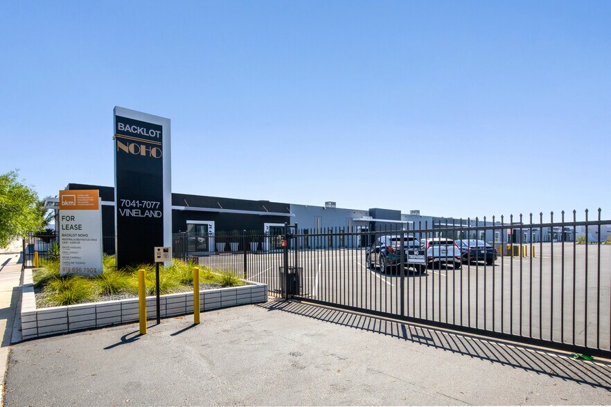 More Photos Of 7059-7077 1/2 Vineland Ave, North Hollywood Unknown For Lease