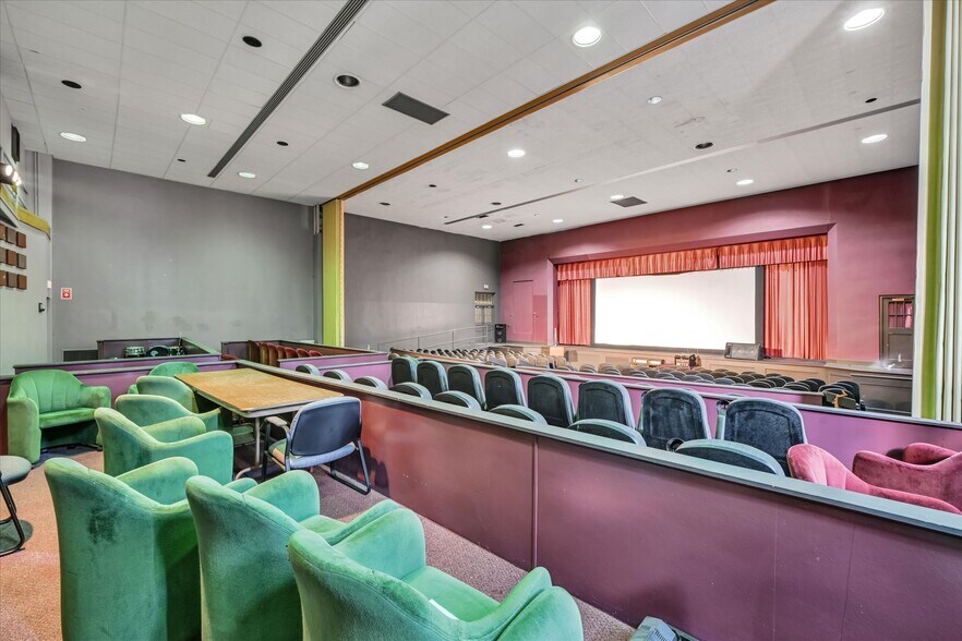 More Photos Of 15 Alliance St, New Philadelphia Rehabilitation Center For Sale