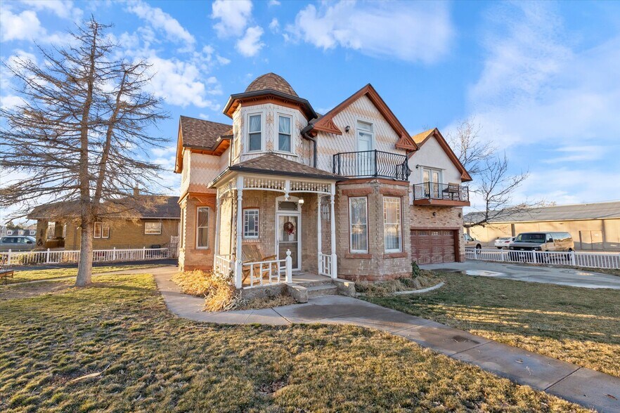 More Photos Of 305 N Main St, Nephi Office Residential For Sale