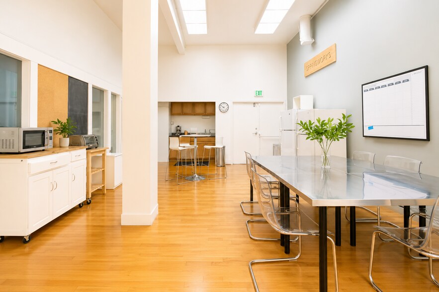 More Photos Of 2001-2017 Mission St, San Francisco Office For Lease